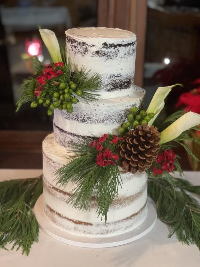 LAYERS OF LOVE VEGAN CAKES | DUSTED