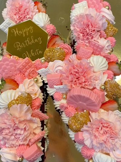 'N' | LAYERS OF LOVE VEGAN CAKES