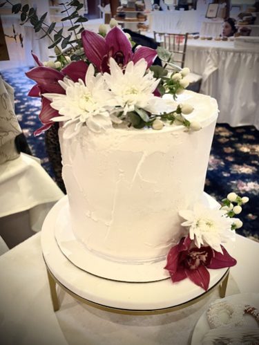 Layers of Love Vegan Cakes | Contemporary Orchid Textured Buttercream Vegan Wedding Cake